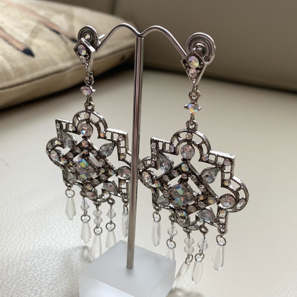 🆕🔥LargeSparkly Chandelier Crystal Earring Silver - Picture 6 of 7